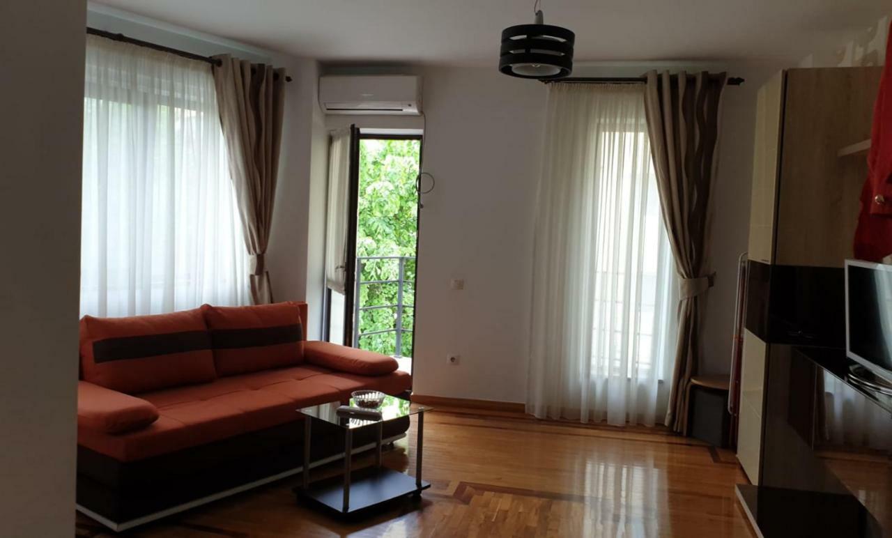 Star Apart Râmnicu Vâlcea 외부 사진